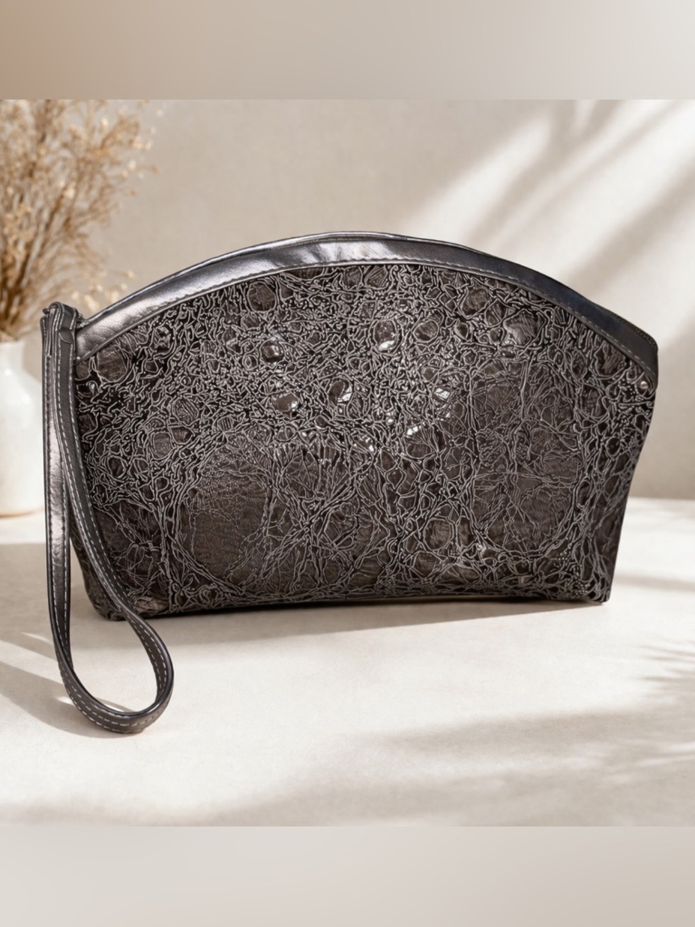 ⭐ Metallic Reptile Textured Makeup Bag – Metal Taupe ⭐